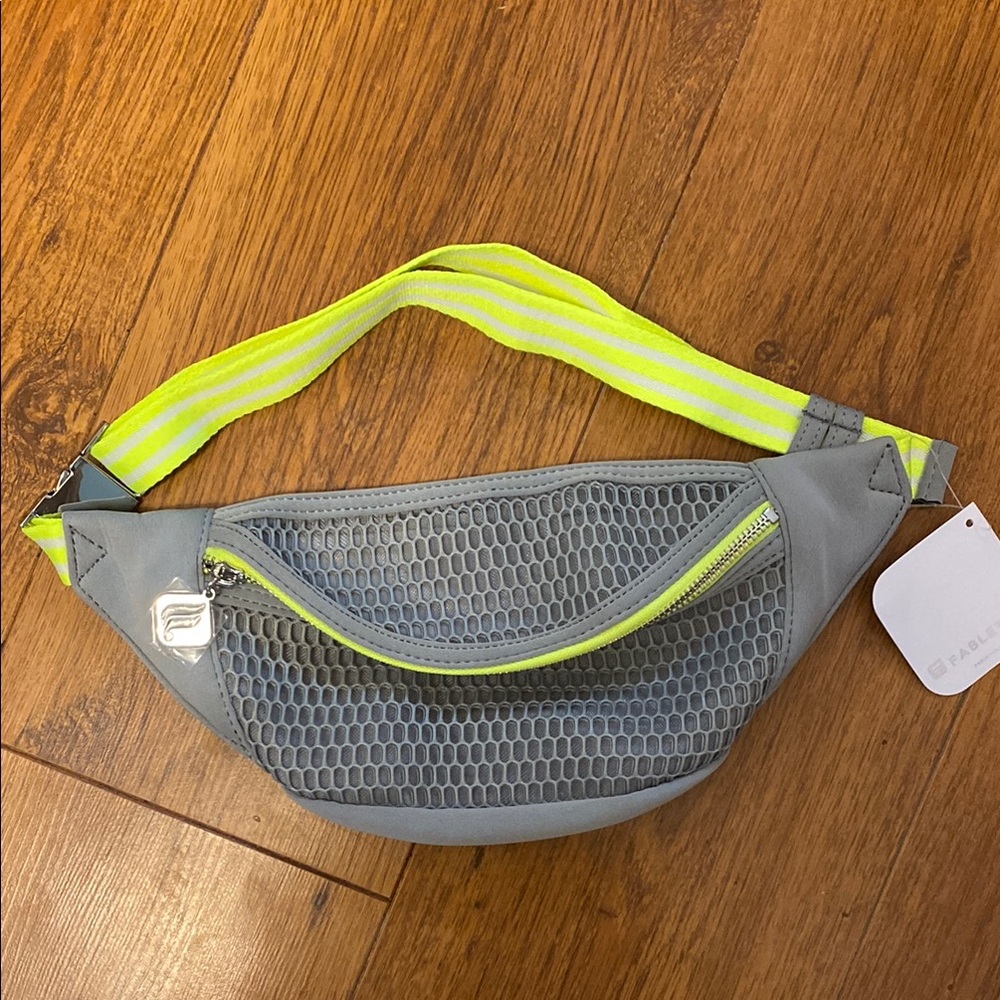 Fabletics Retro Pack